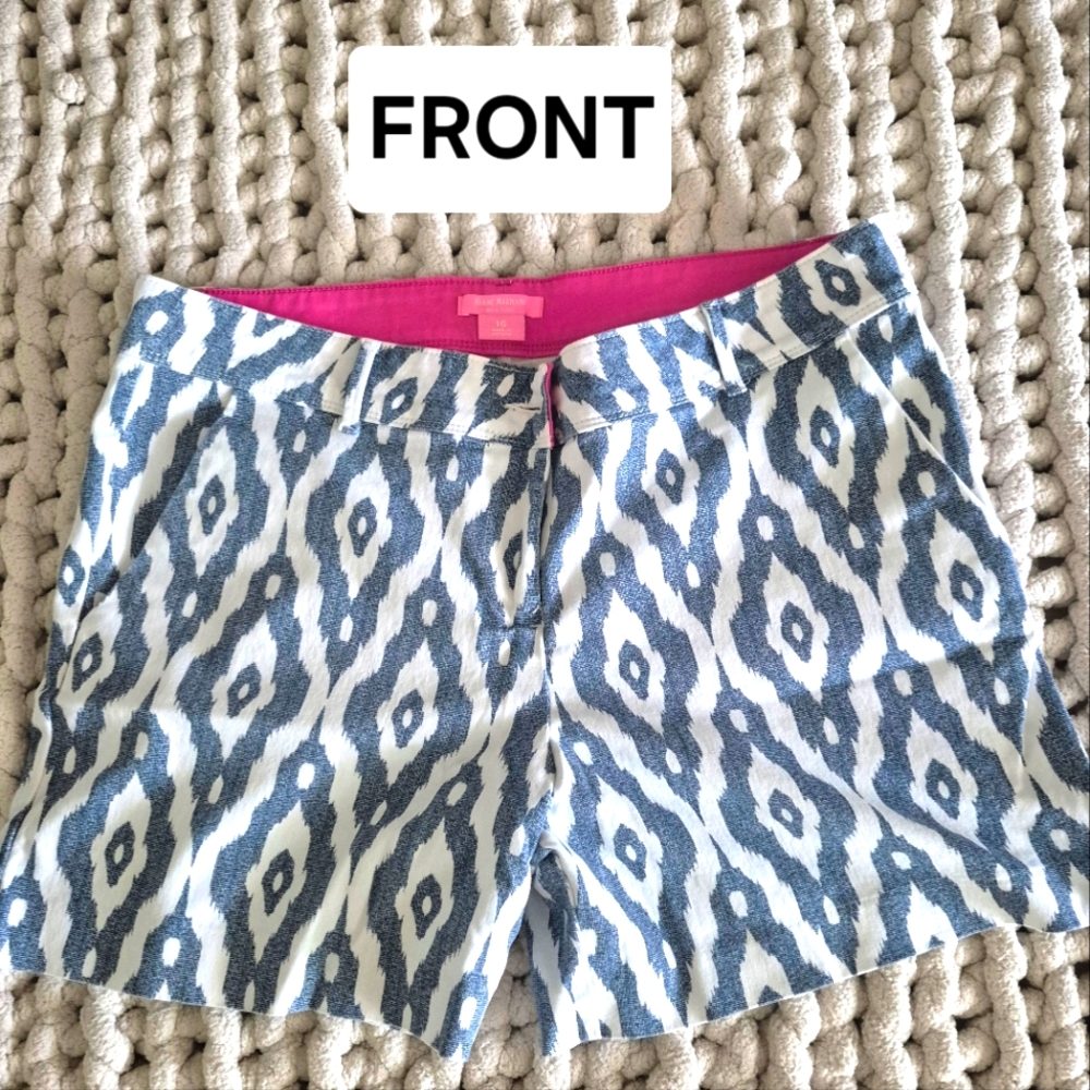 Isaac Mizrahi Blue and White Bermudas with Geometric Pattern